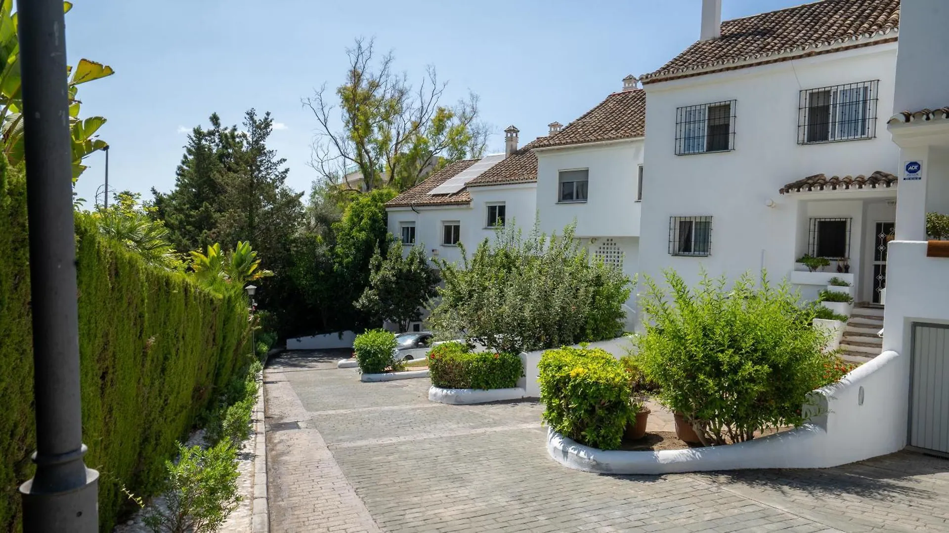Luxury Townhouse Capricho Golden Mile location