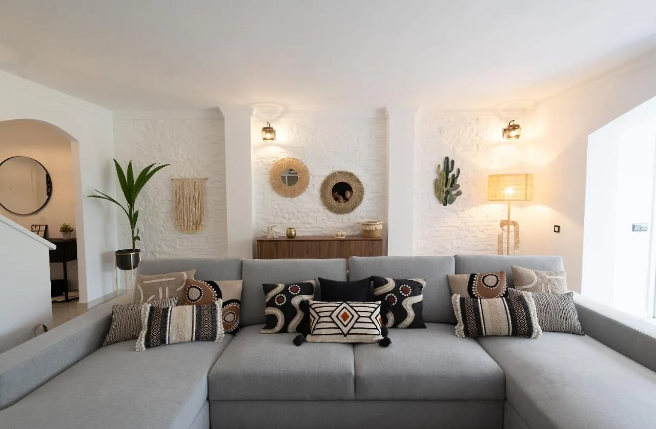 Luxury Townhouse Capricho Golden Mile Villa Marbella Vakantiehuis
