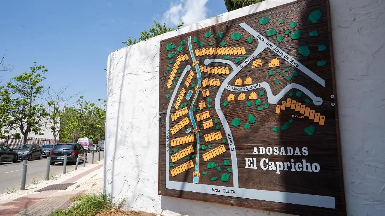 Luxury Townhouse Capricho Golden Mile Villa Marbella 0*,  Spanje